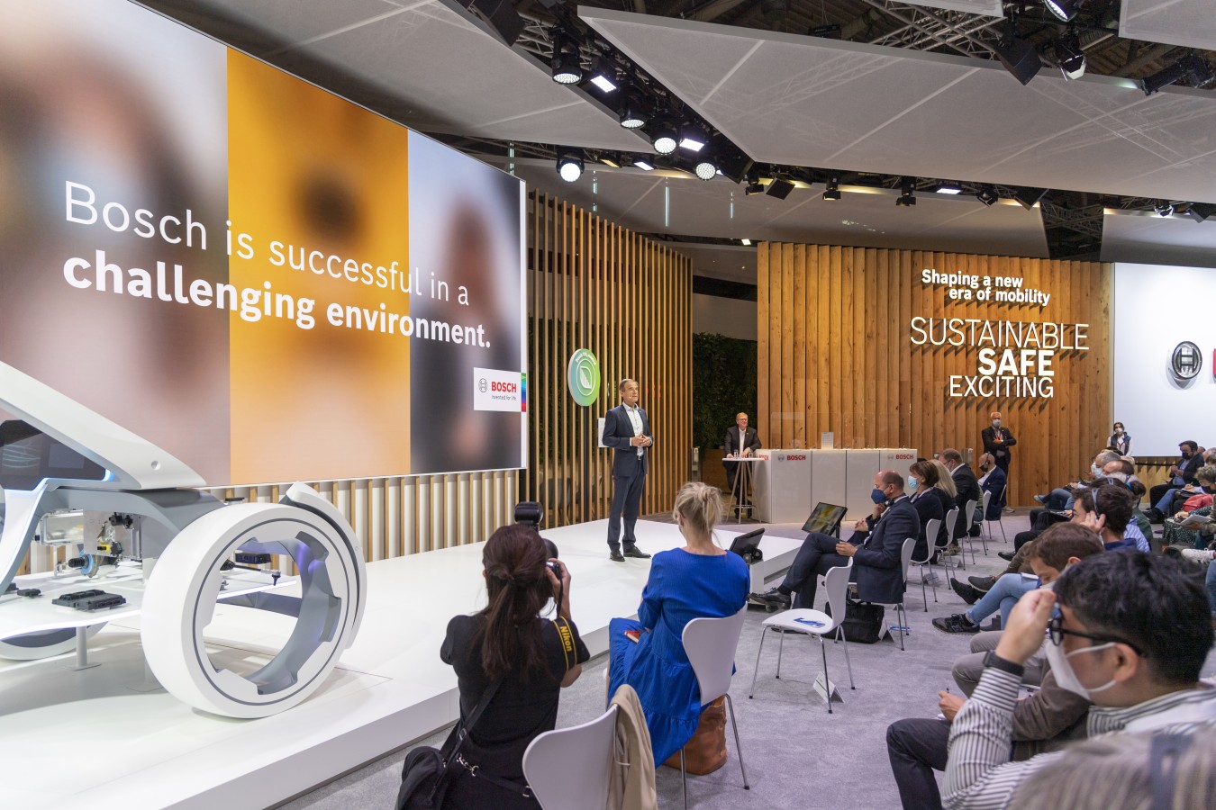 IAA Mobility: przyjazne dla klimatu rozwiązania dla wszystkich rodzajów mobilności – w obszarze elektromobilności Bosch generuje sprzedaż na poziomie ponad miliarda euro 